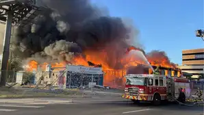 Austin Fire Blaze Engulfs Hotel Near University of Texas WATCH